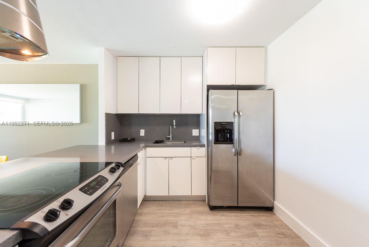 100 Bayview Dr 210 Property Photo 11