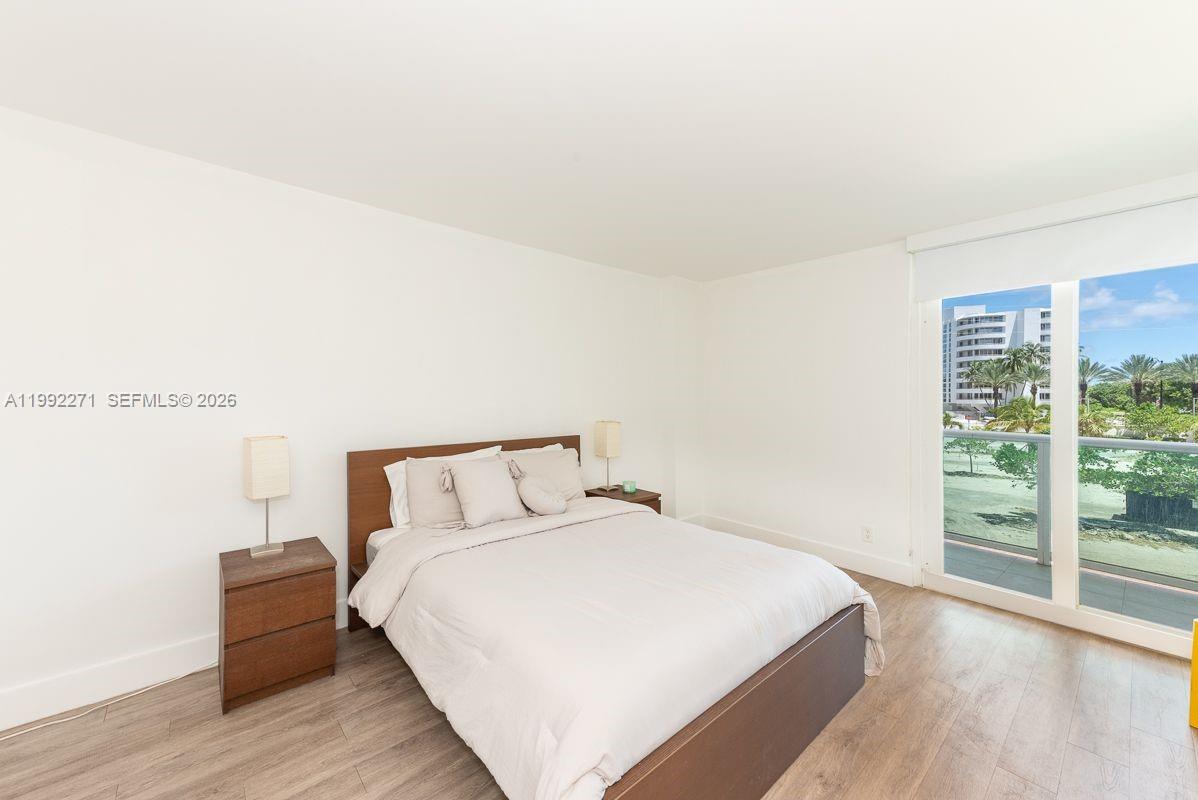 100 Bayview Dr 210 Property Photo 15