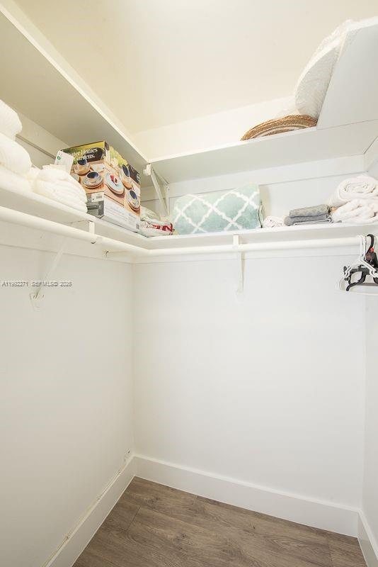 100 Bayview Dr 210 Property Photo 16