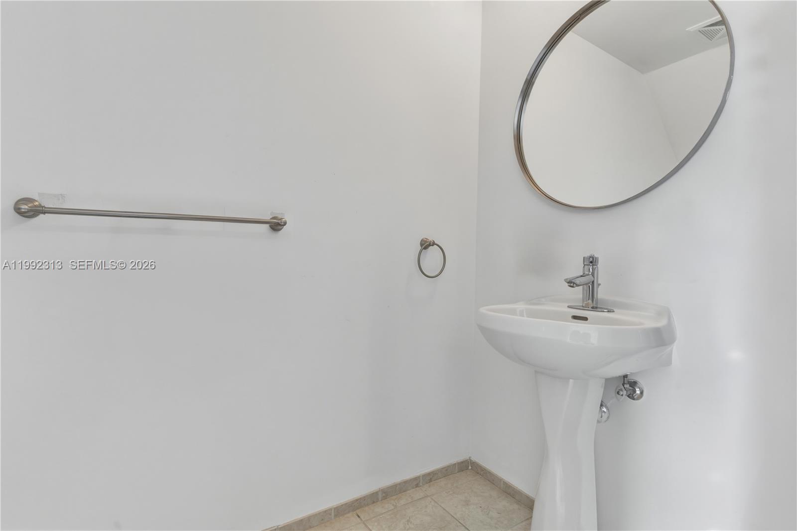 60 Sw 13th St 2805 Property Photo 10