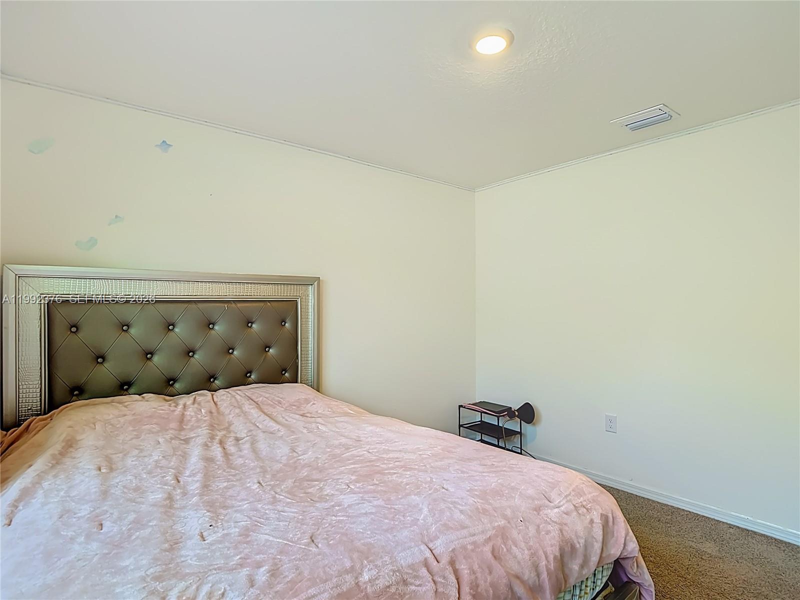 3034 Rim Dr Property Photo 11