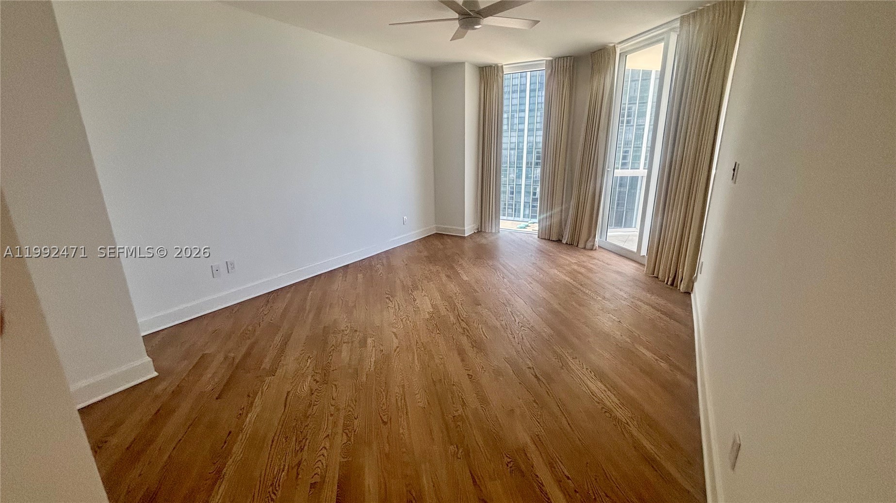 4779 Collins Ave 808 Property Photo 32