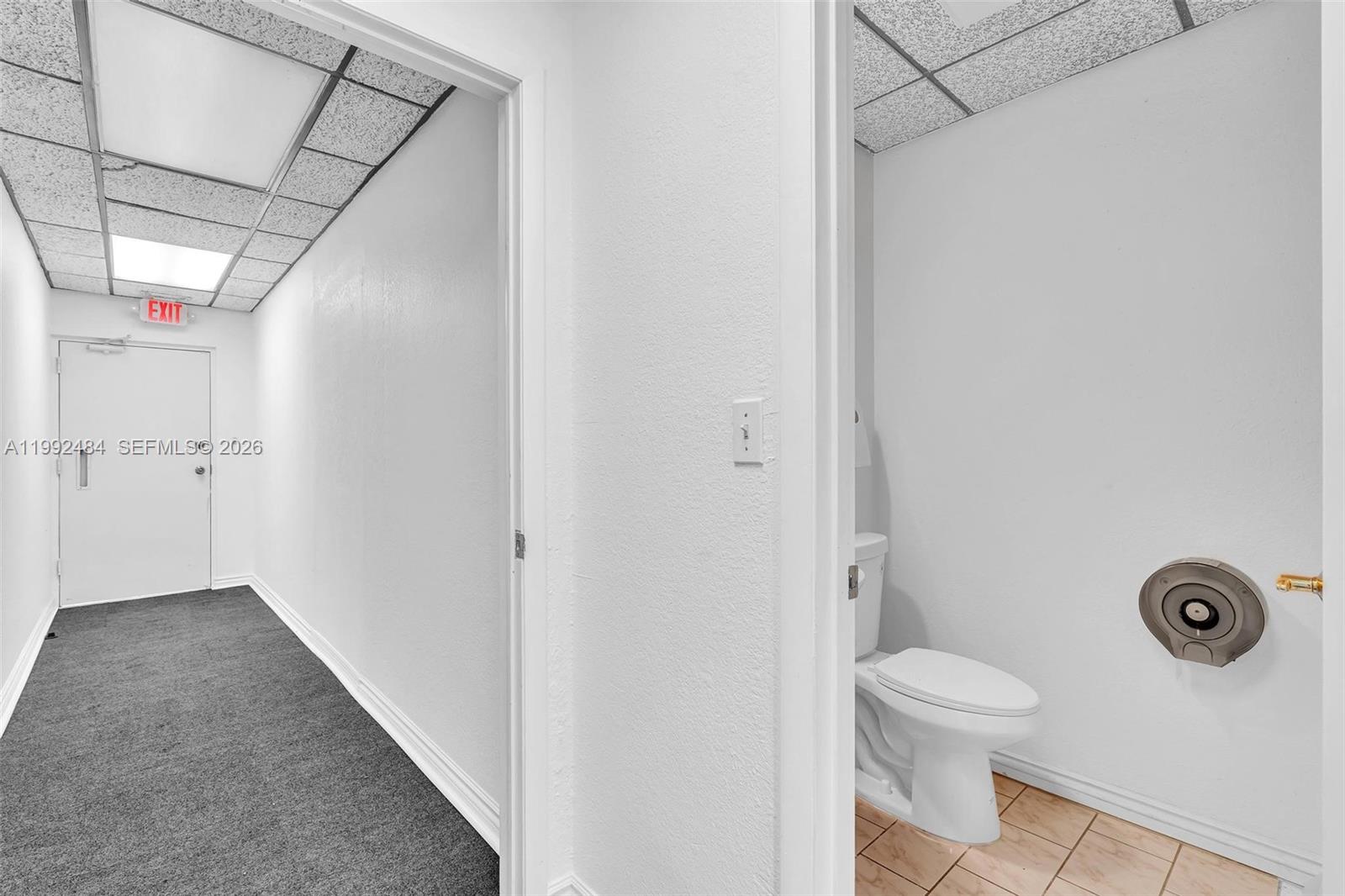 201 N University Dr 17a Property Photo 23