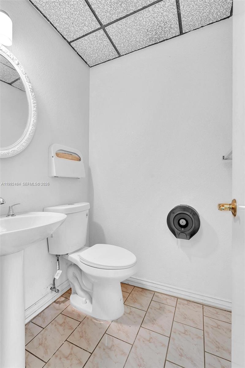 201 N University Dr 17a Property Photo 25
