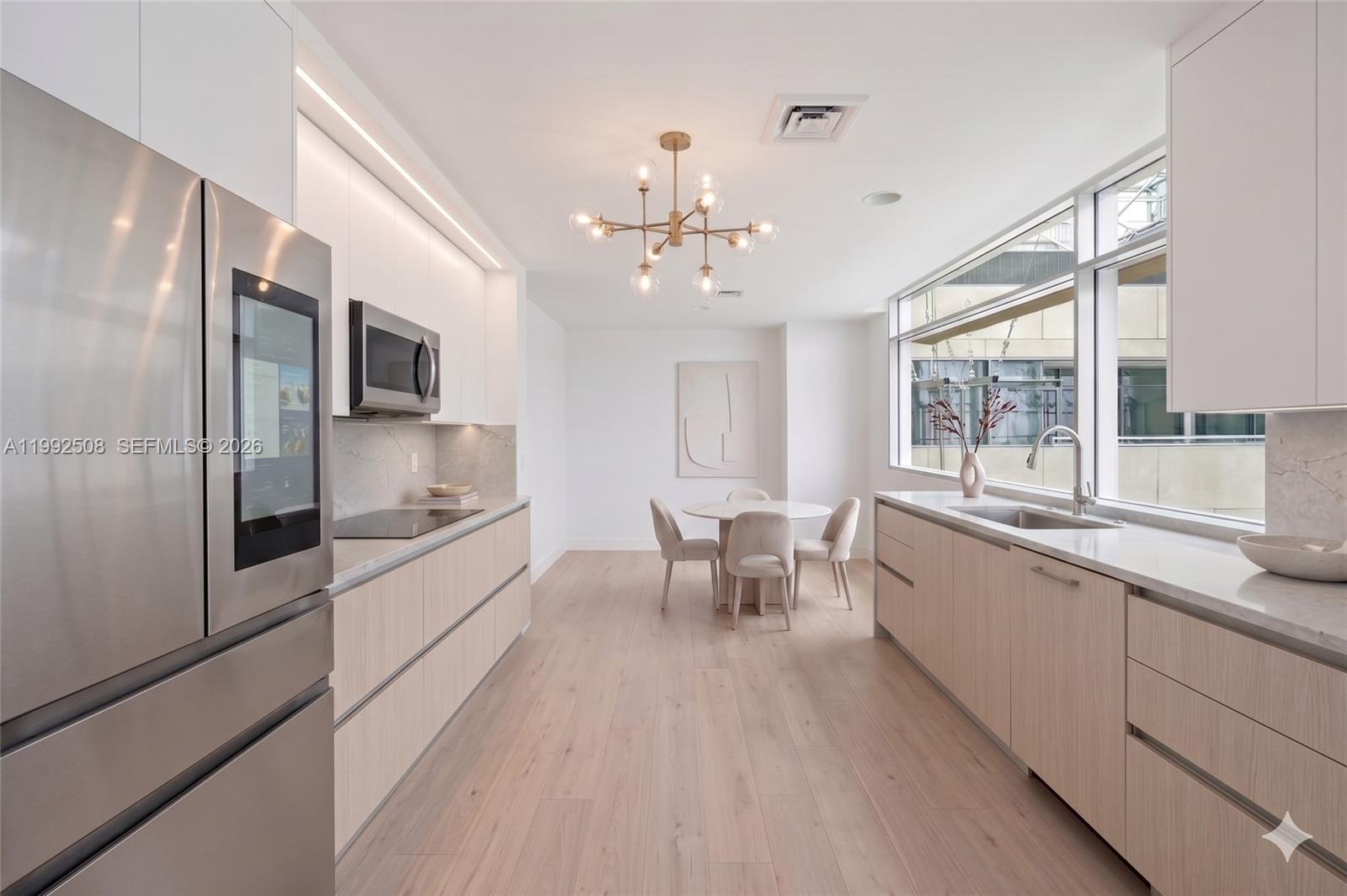 1395 Brickell Ave 3407 Property Photo 3
