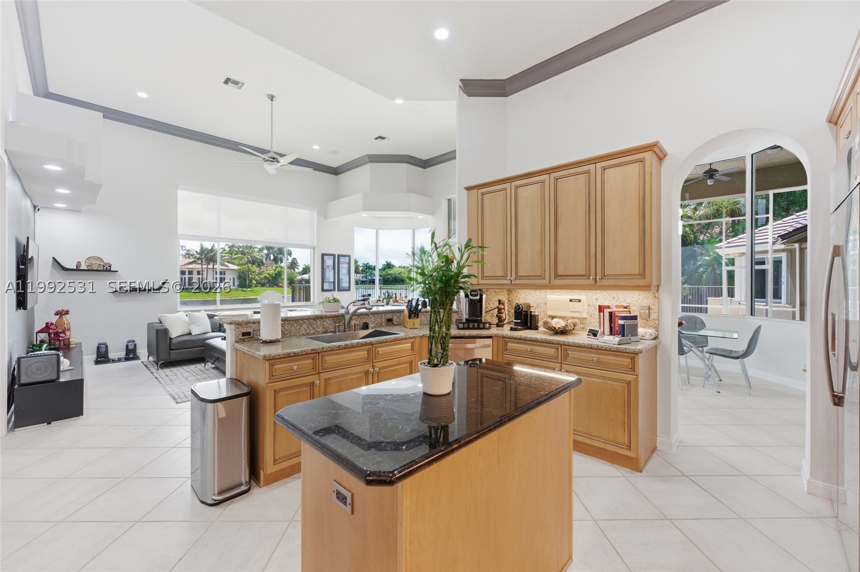 2488 Provence Cir Property Photo 13