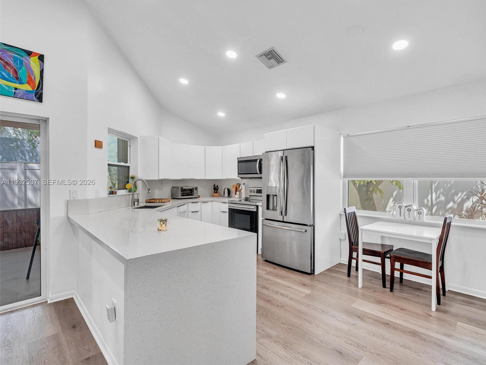 371 Nw 101st Ter Property Photo 16