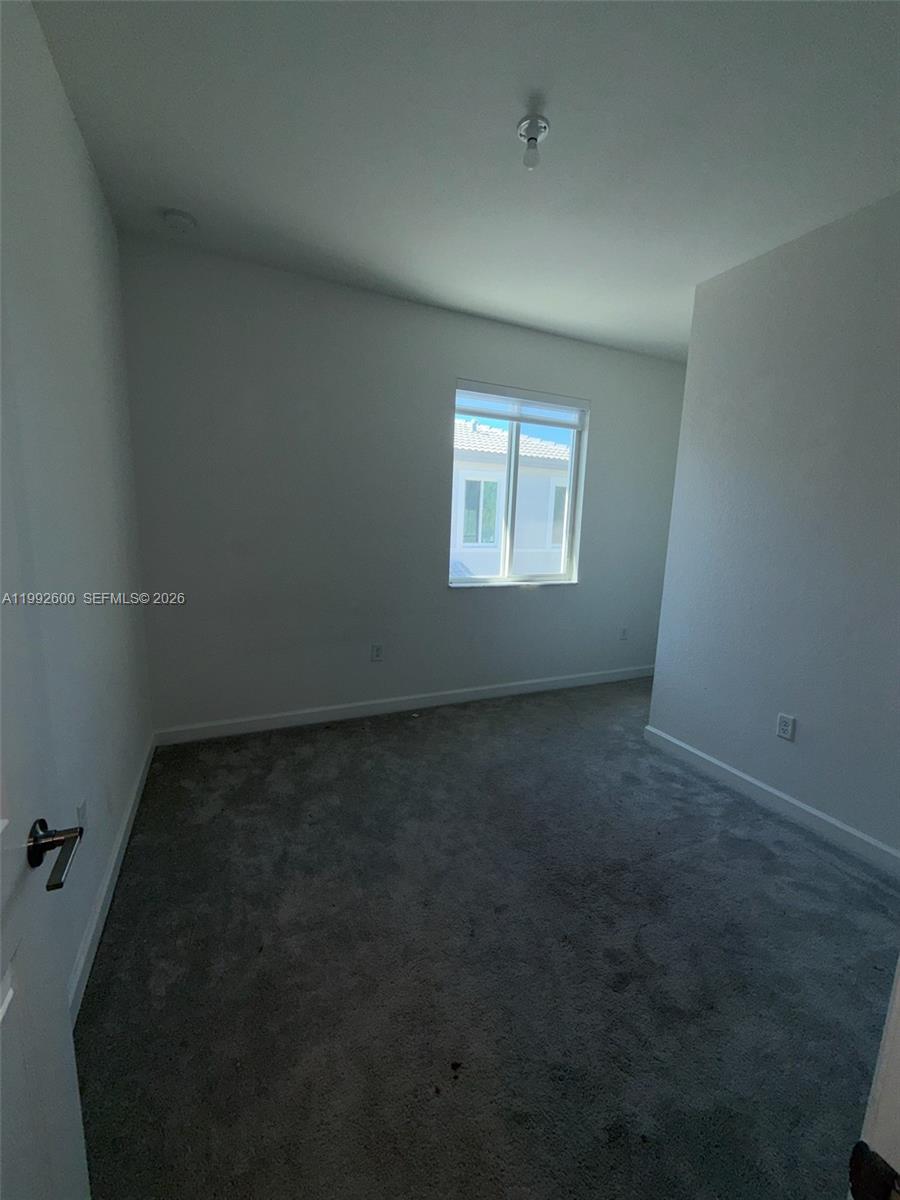 679 Se 13th St Cir Property Photo 25