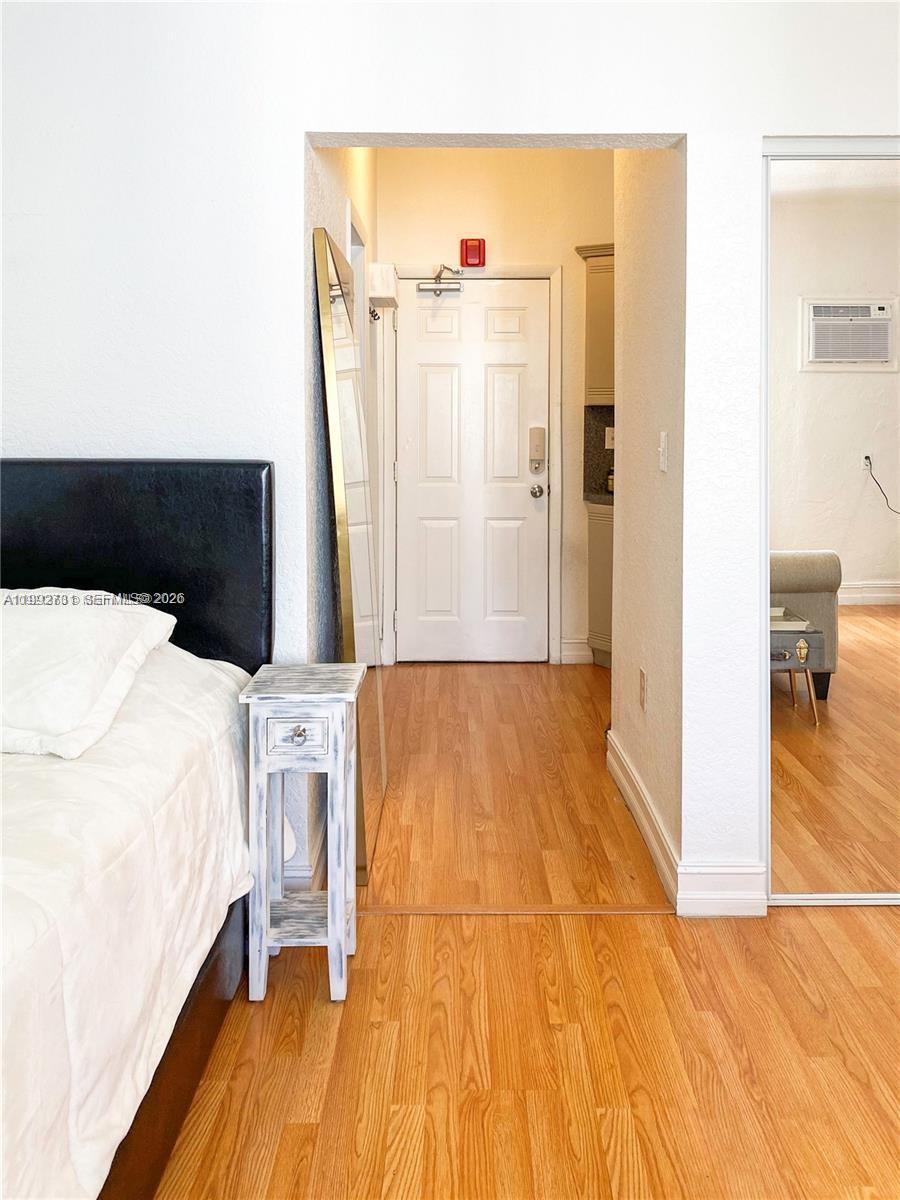 820 Euclid Ave 203 Property Photo 4