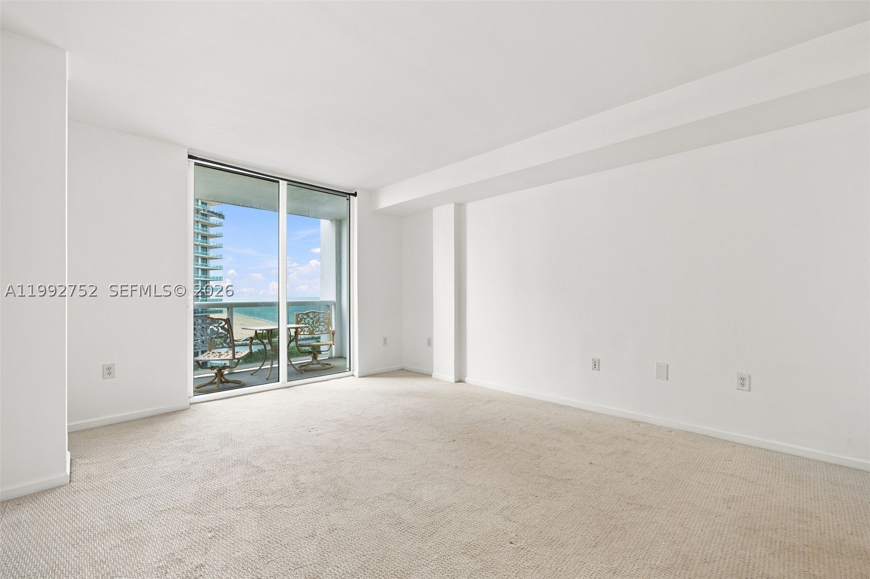 10275 Collins Ave 1107 Property Photo 17