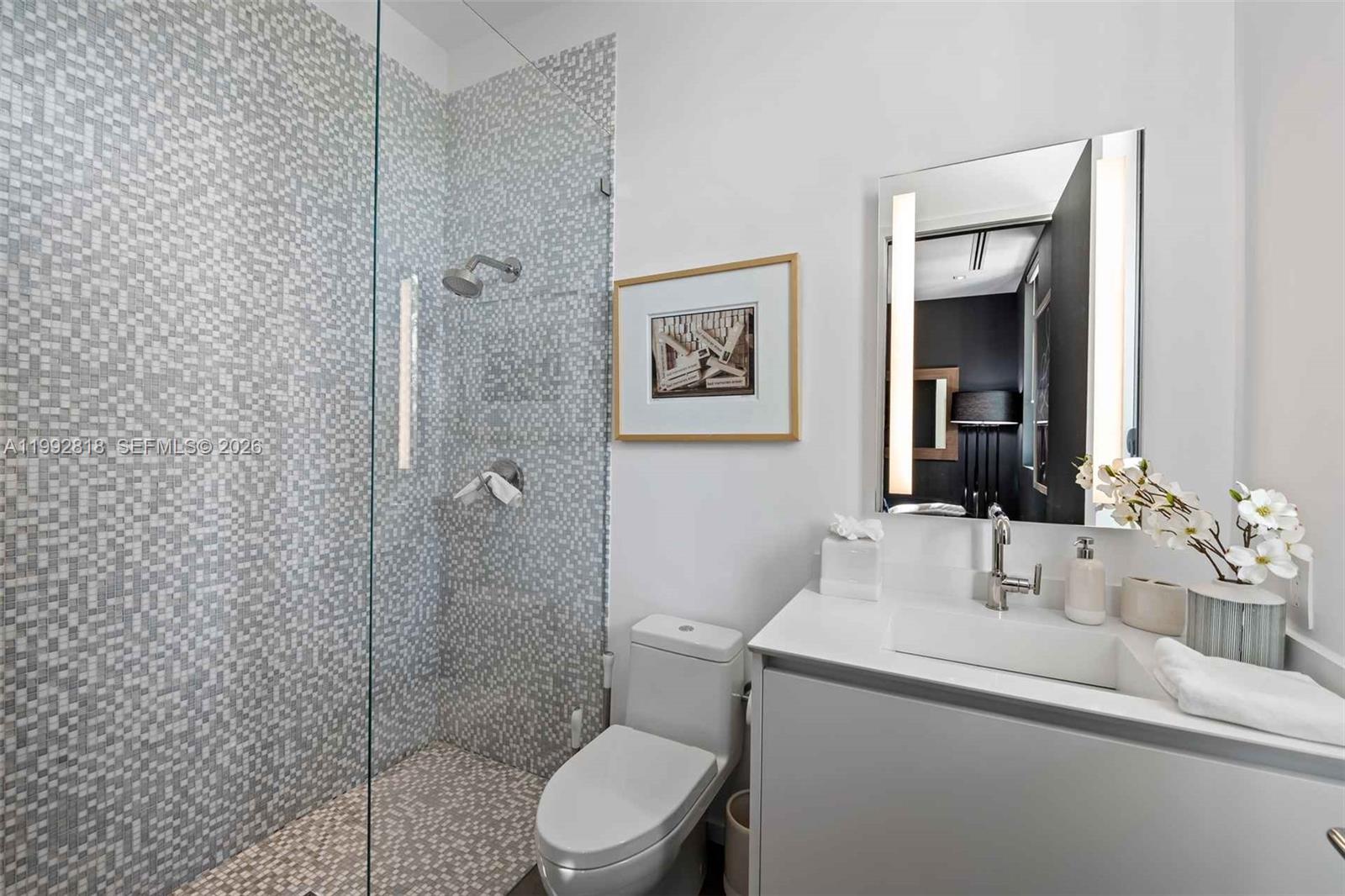 121 2nd Dilido Ter. Share A Property Photo 23