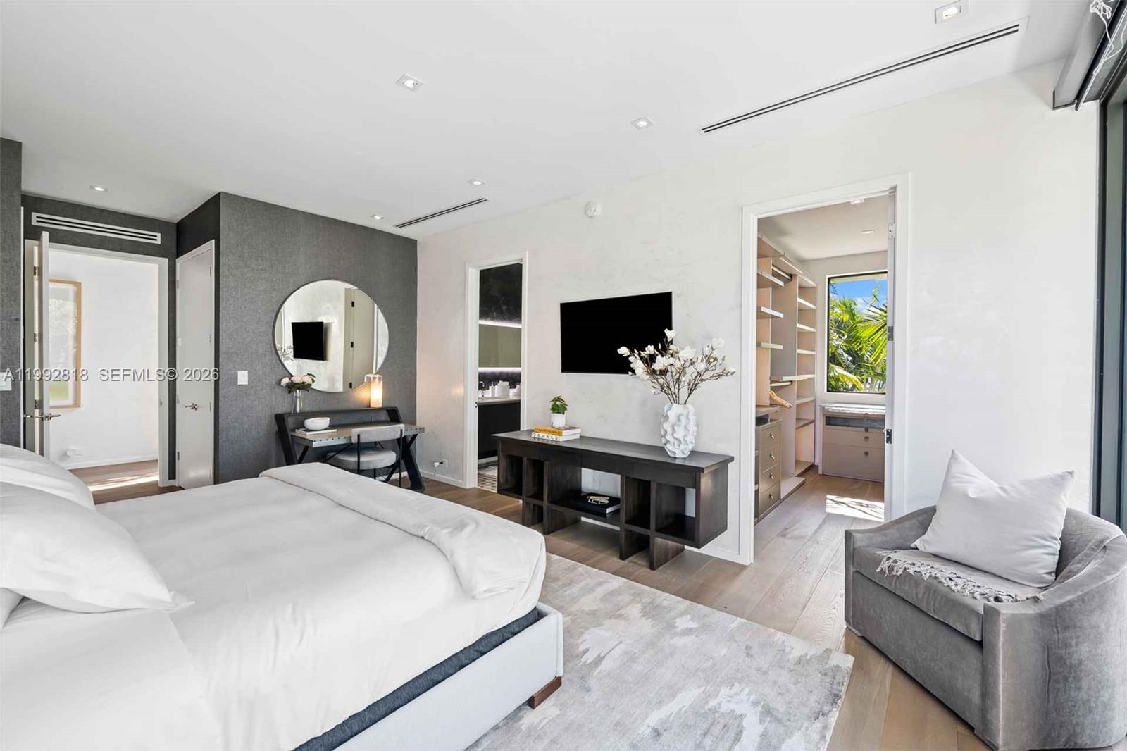 121 2nd Dilido Ter. Share A Property Photo 26