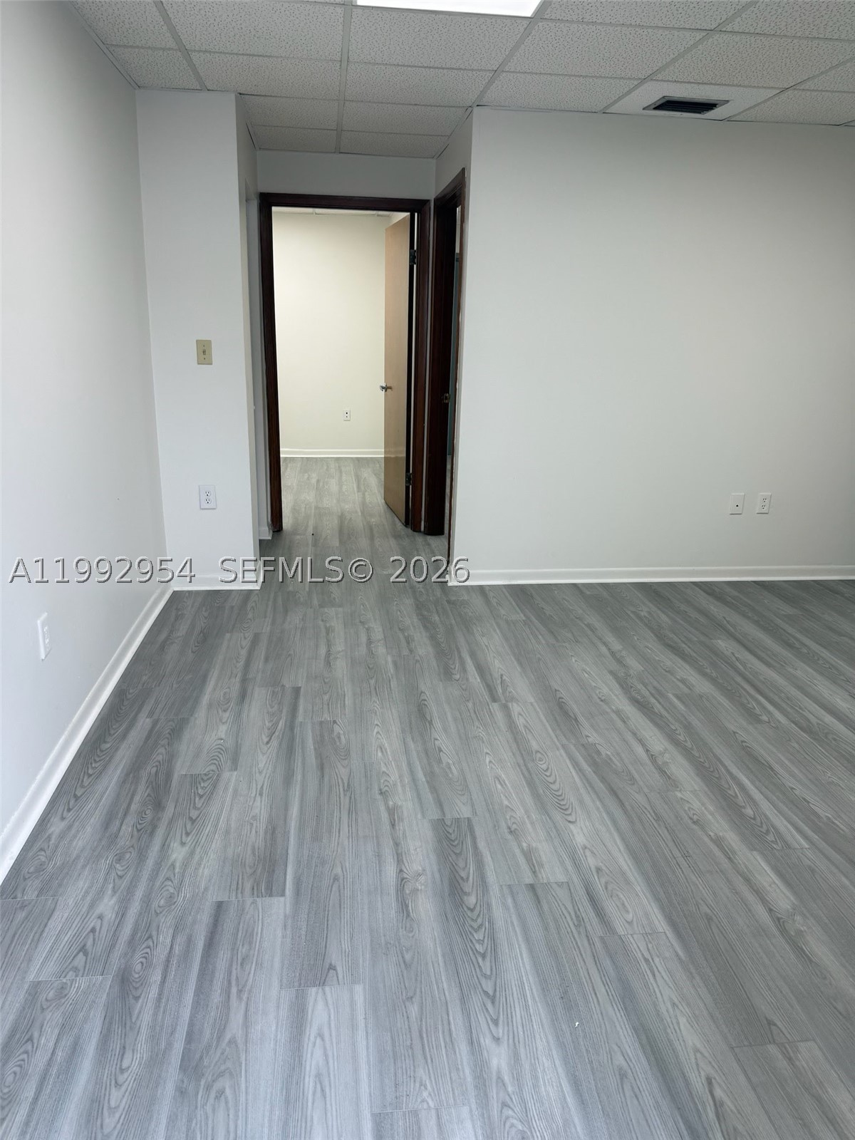 A11992954 Property Photo 2