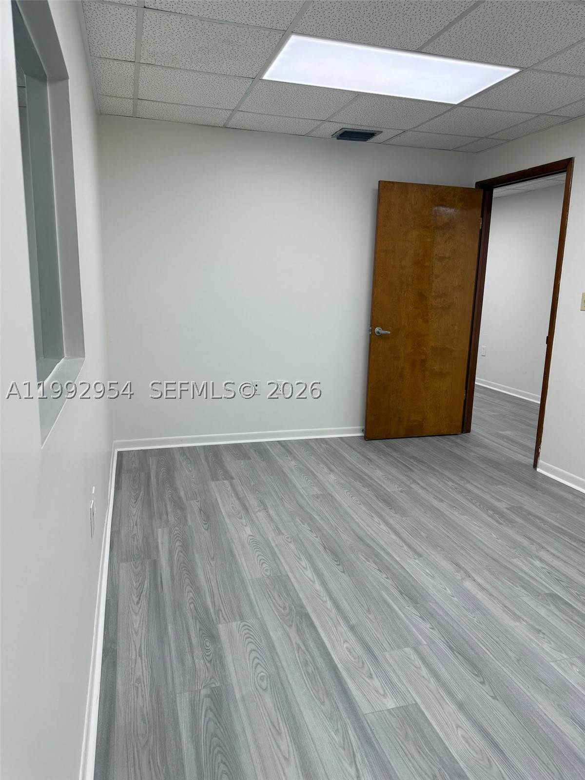 A11992954 Property Photo 7