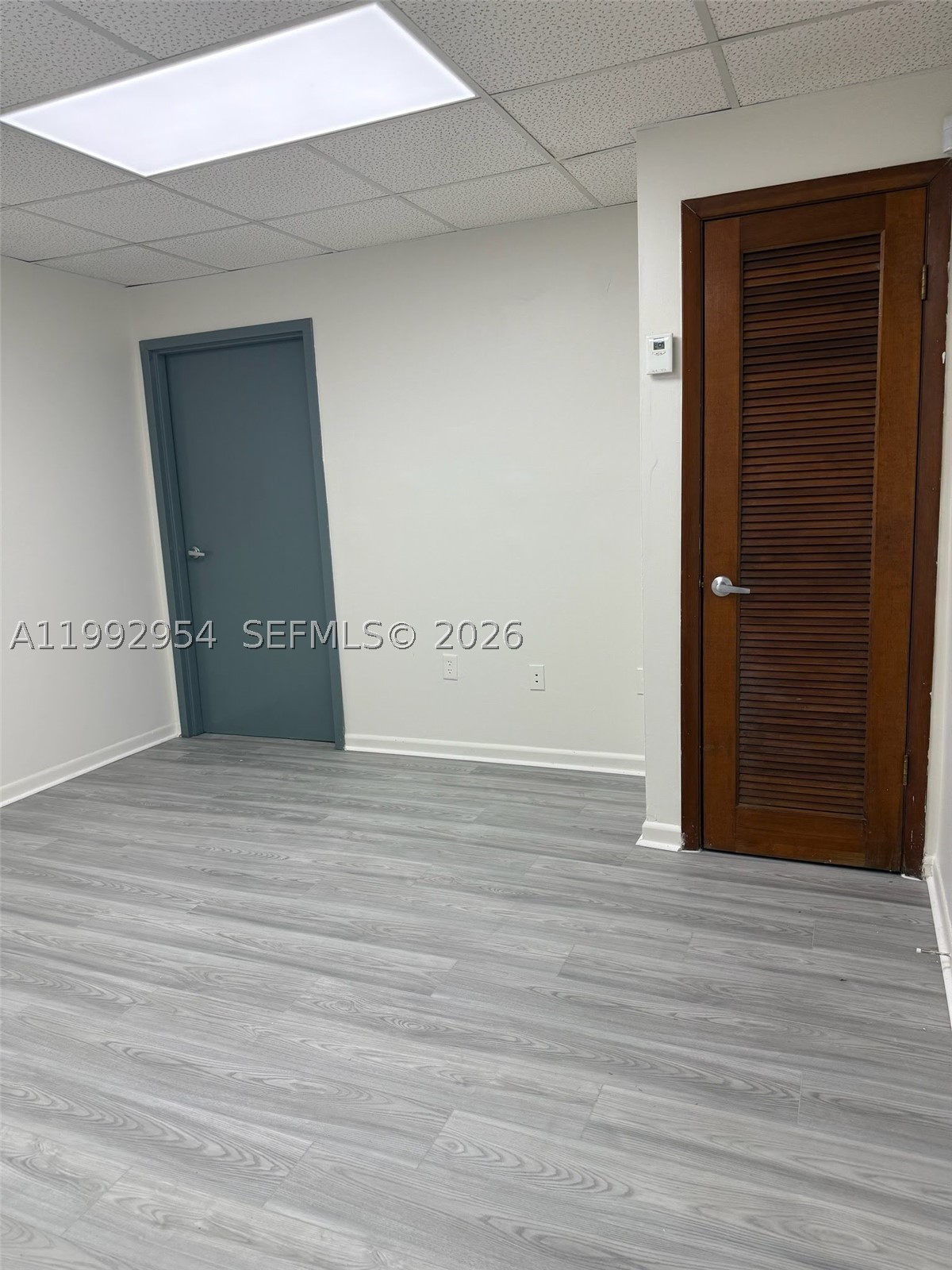 A11992954 Property Photo 11