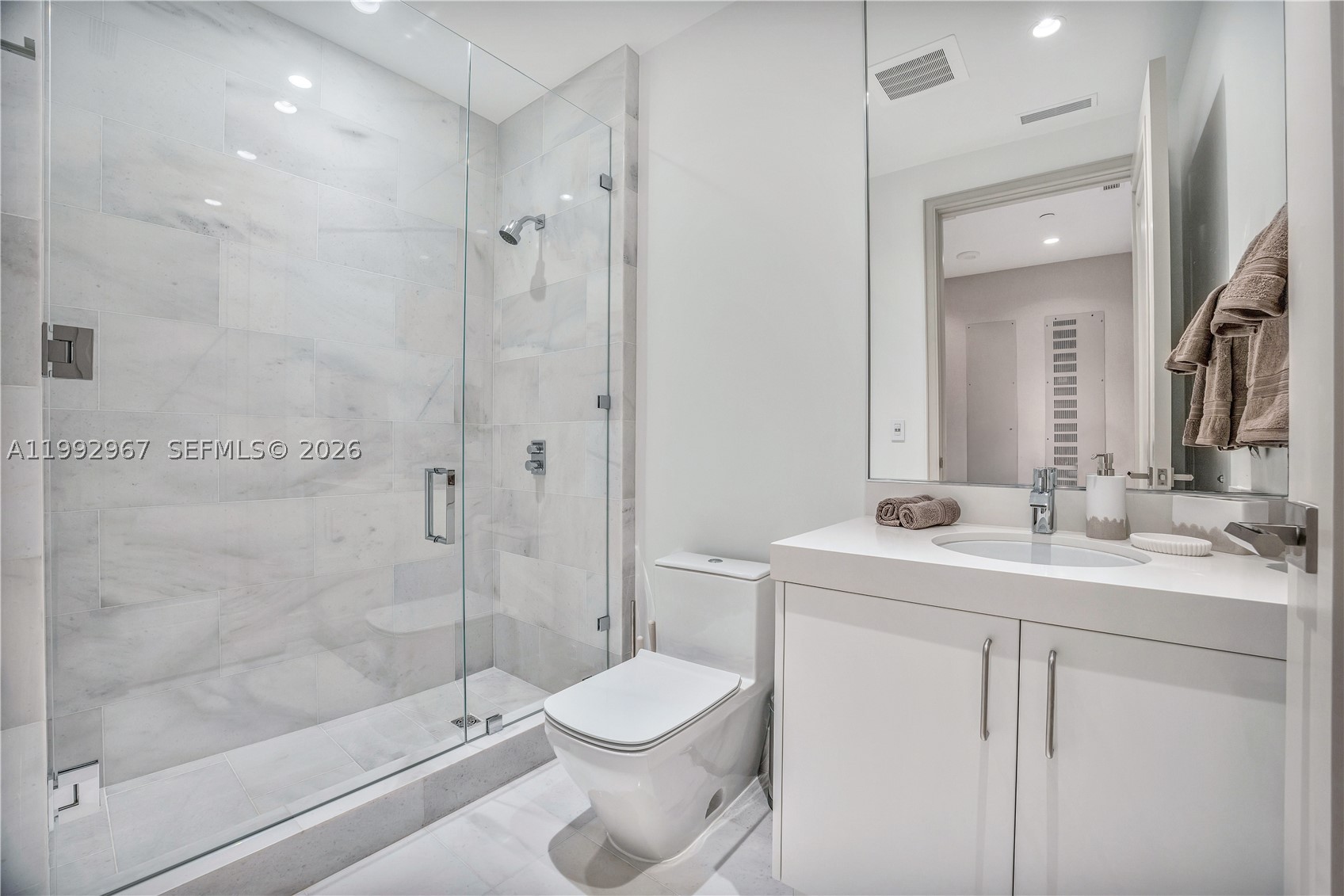 17901 Collins Ave 2404 Property Photo 45