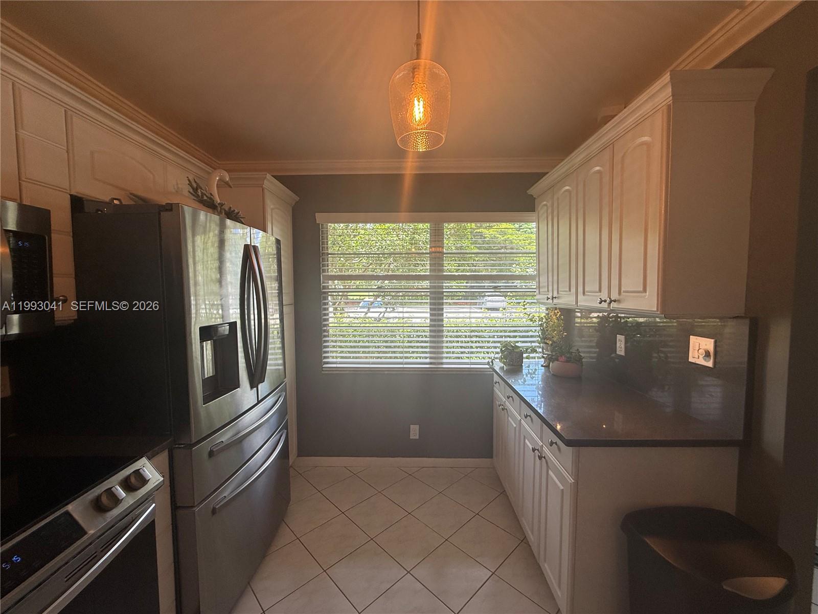 2403 Antigua Cir K1 Property Photo 4
