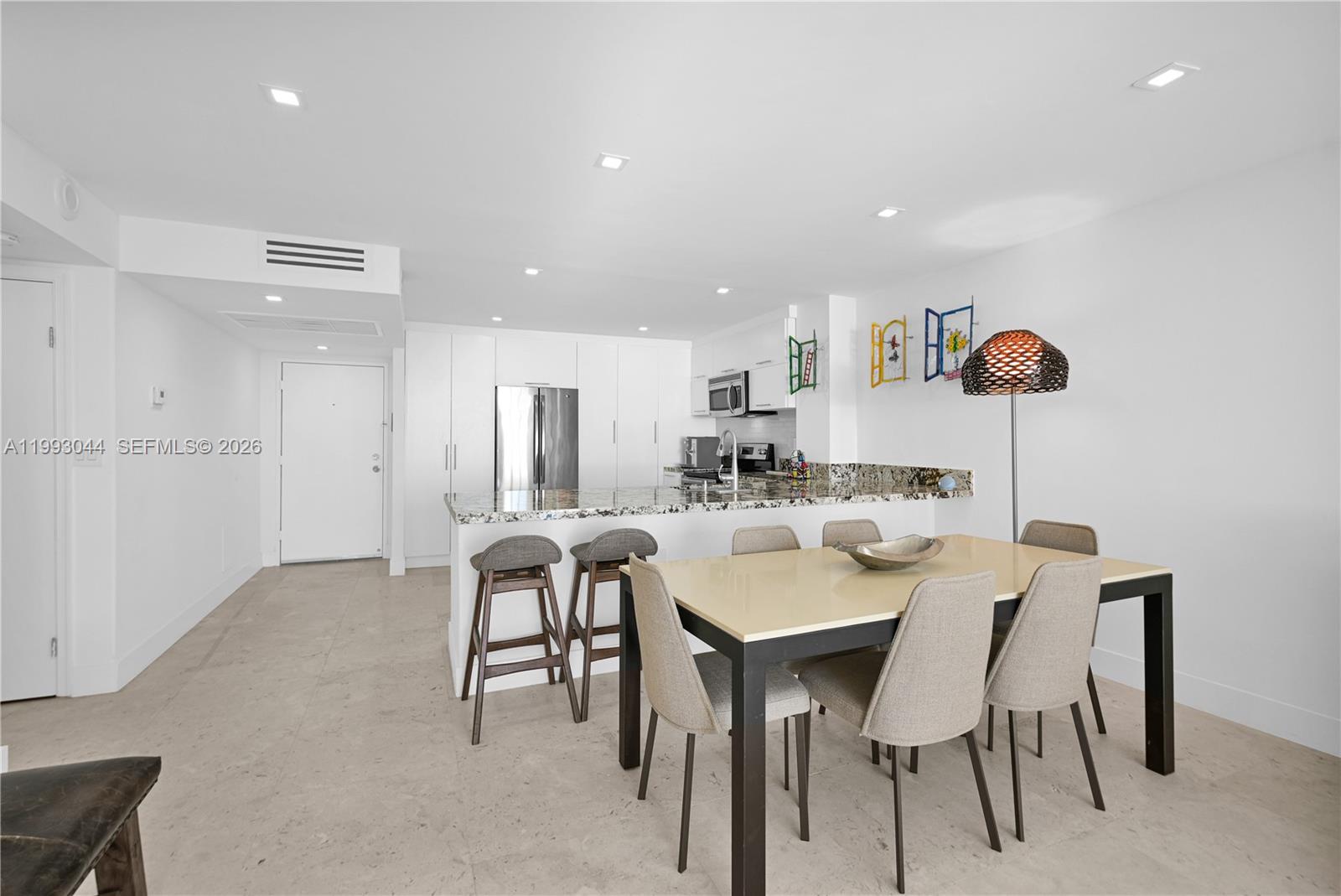 5555 Collins Ave 3n Property Photo 9
