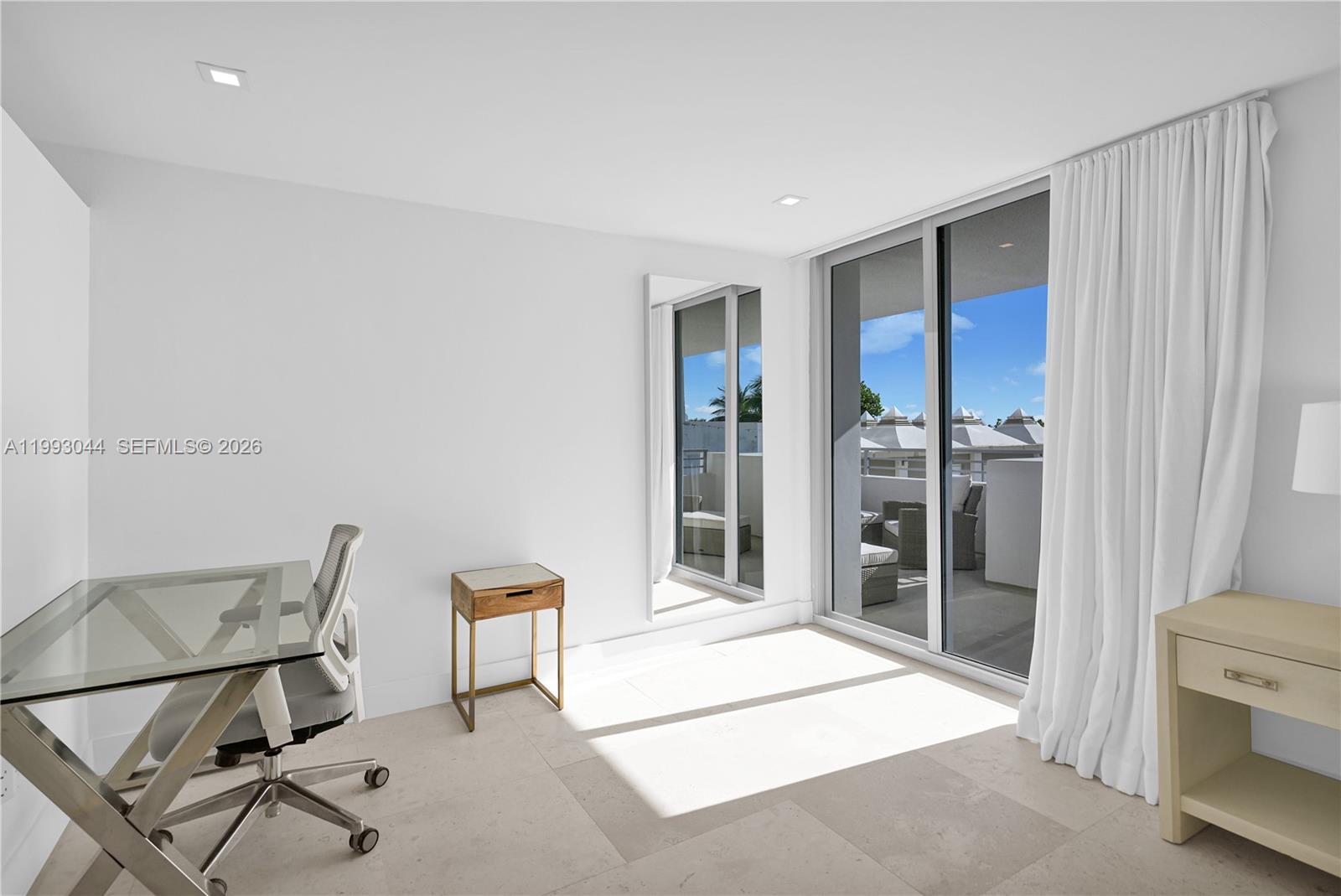 5555 Collins Ave 3n Property Photo 20