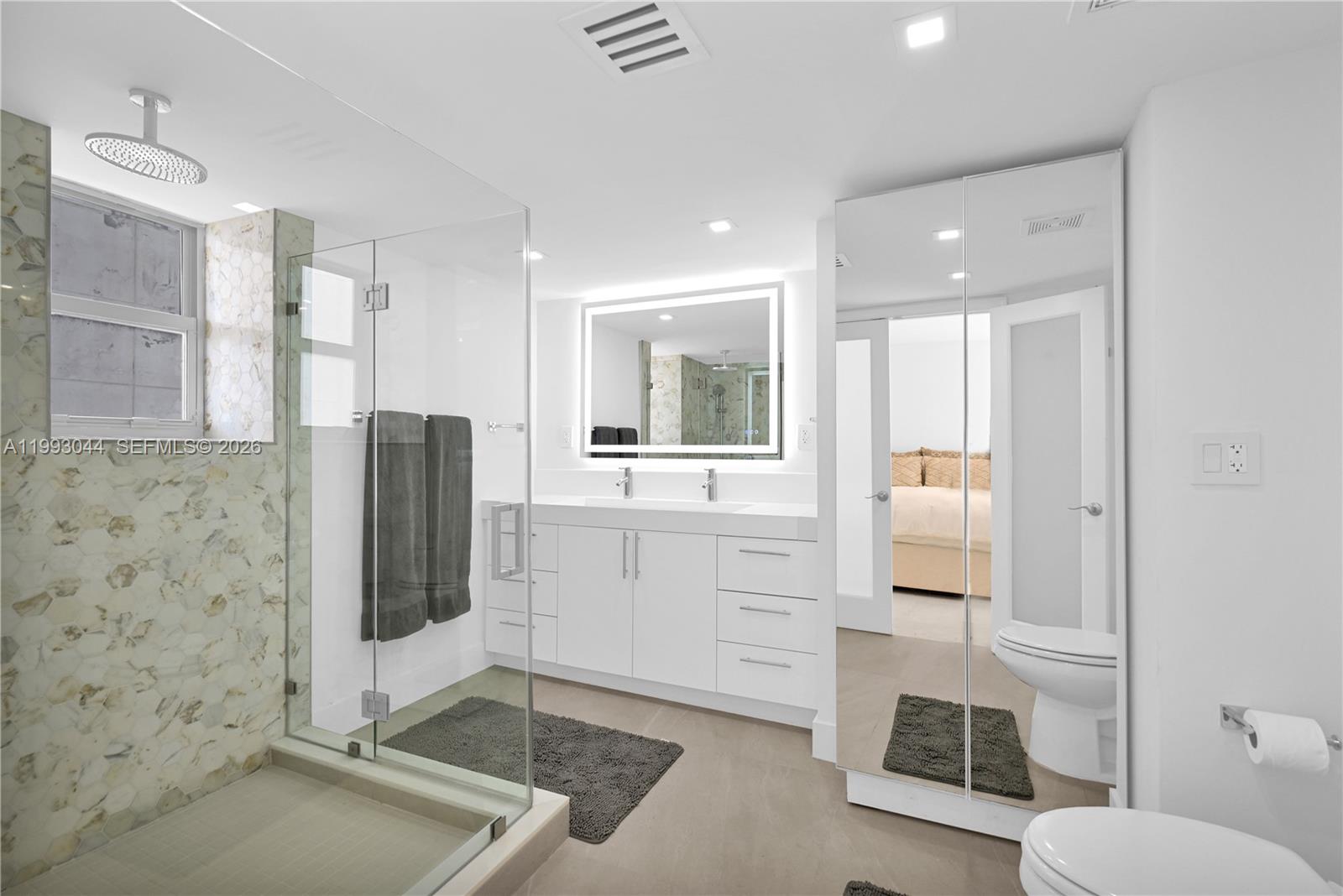 5555 Collins Ave 3n Property Photo 21