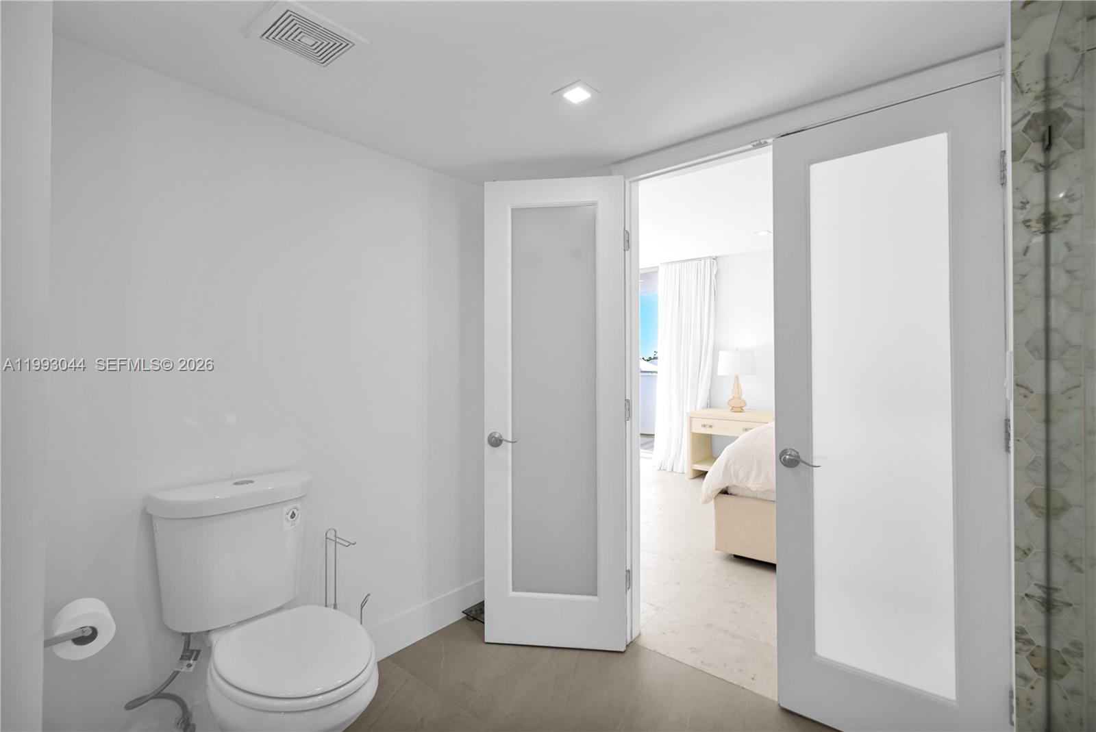 5555 Collins Ave 3n Property Photo 24