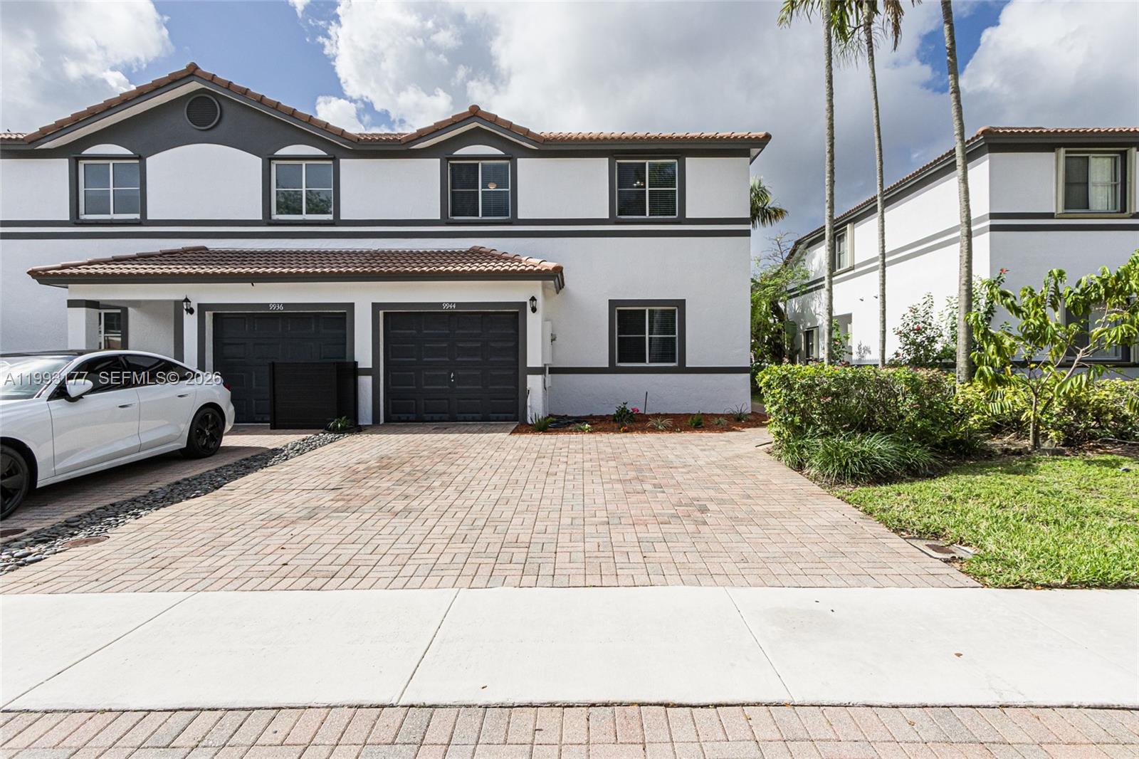 A11993177 Property Photo 1