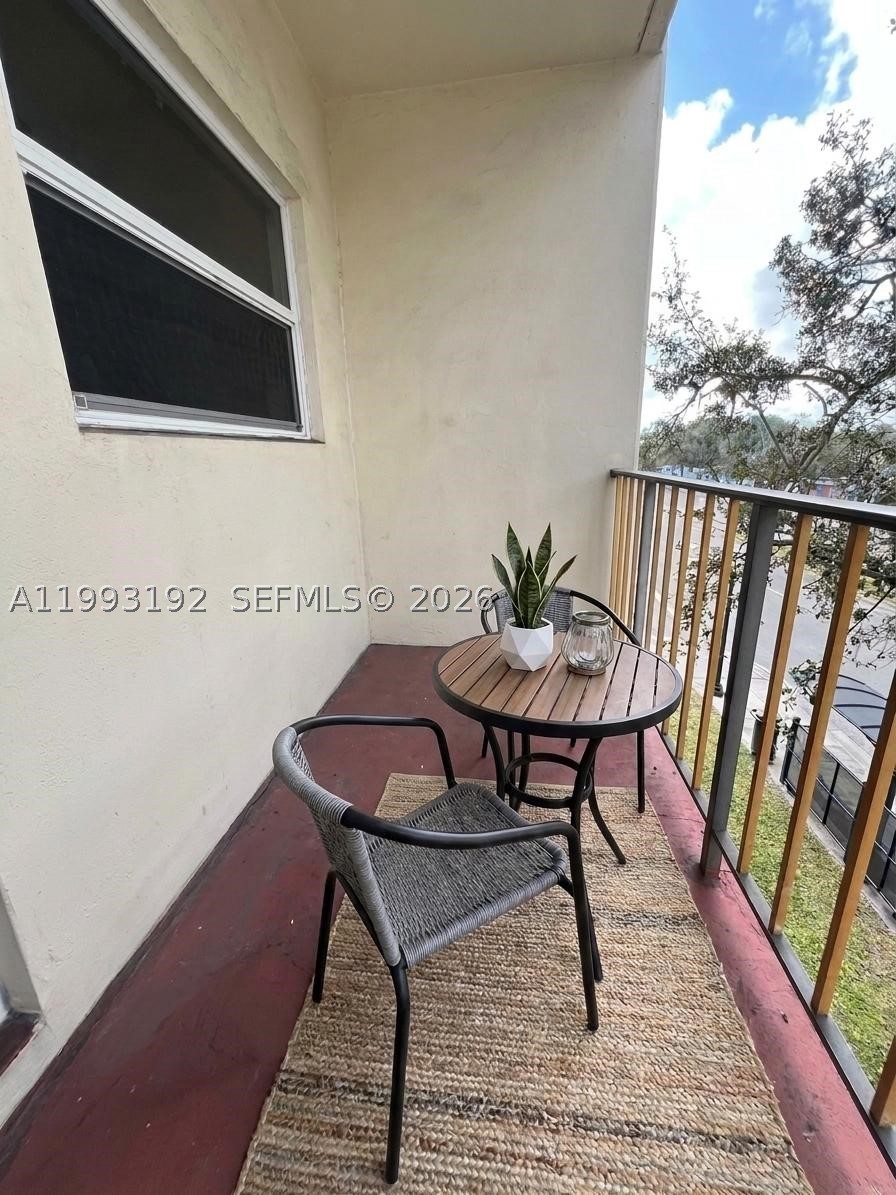 1747 Rodman St 309 Property Photo 17