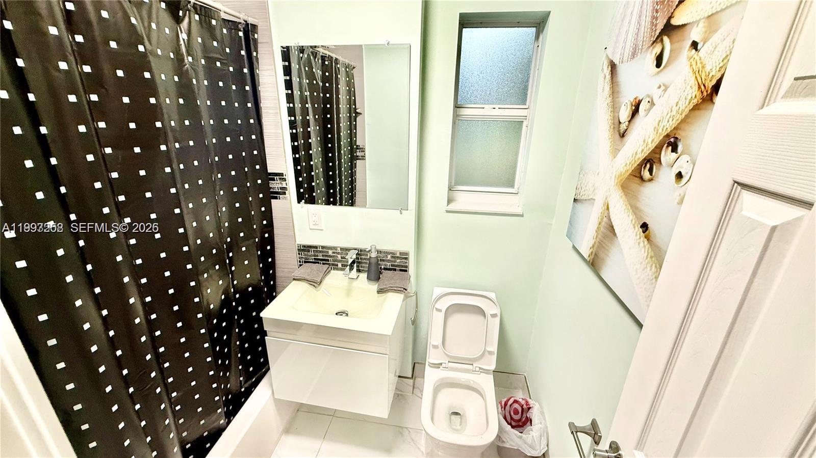 5401 W Broward Blvd Property Photo 6
