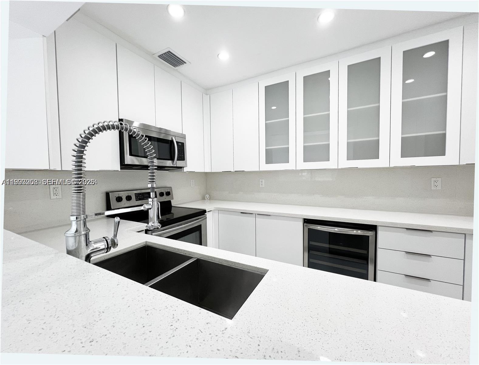 5401 W Broward Blvd Property Photo 13