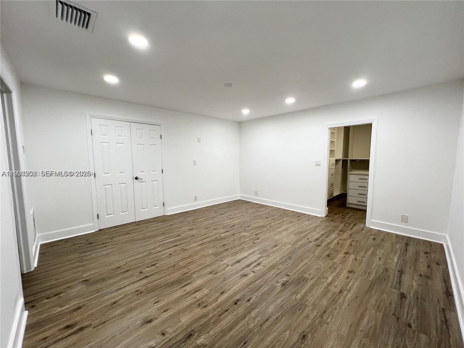 5401 W Broward Blvd Property Photo 21