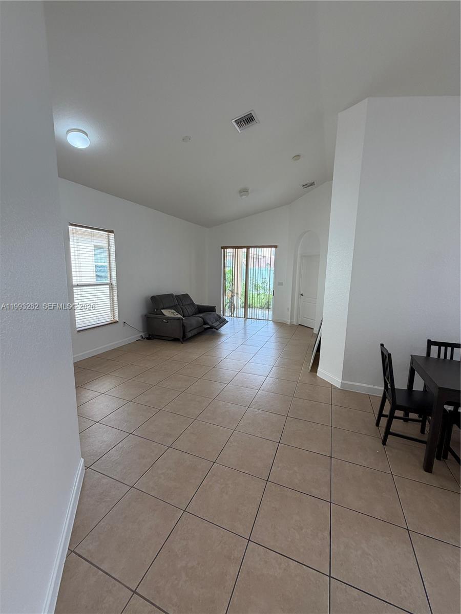 3951 Ne 11th Dr Property Photo 10