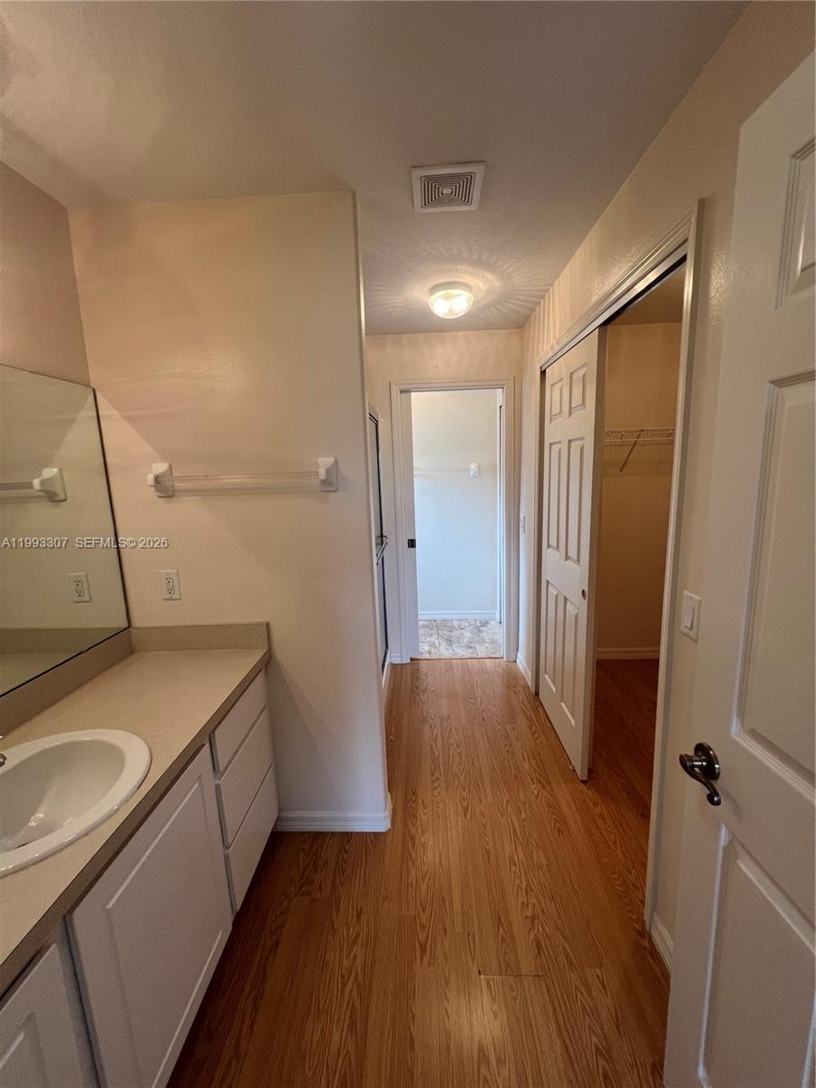 1679 Sw 156th Ln Property Photo 6