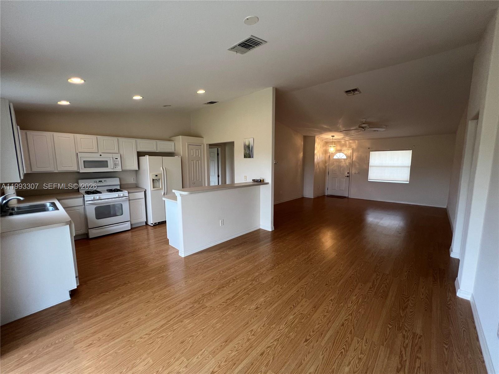 1679 Sw 156th Ln Property Photo 10