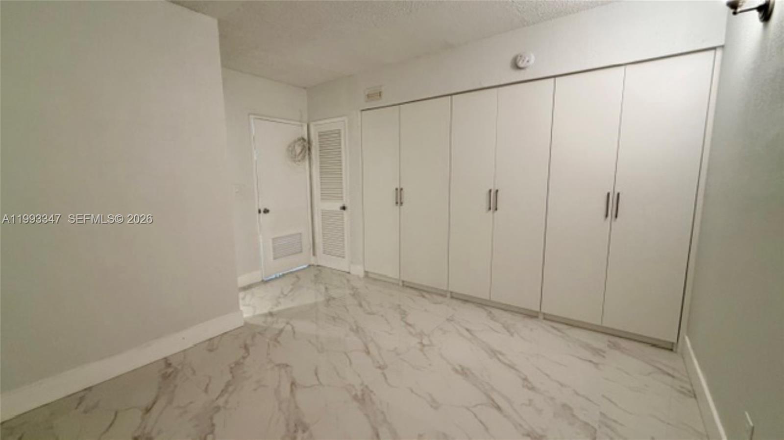 19380 Collins Ave 507 Property Photo 26