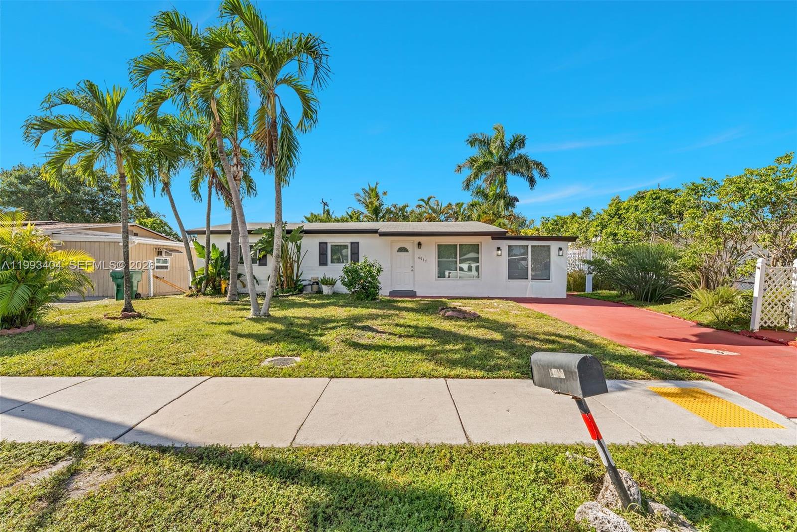 4917 Sw 43rd Ter B Property Photo 1