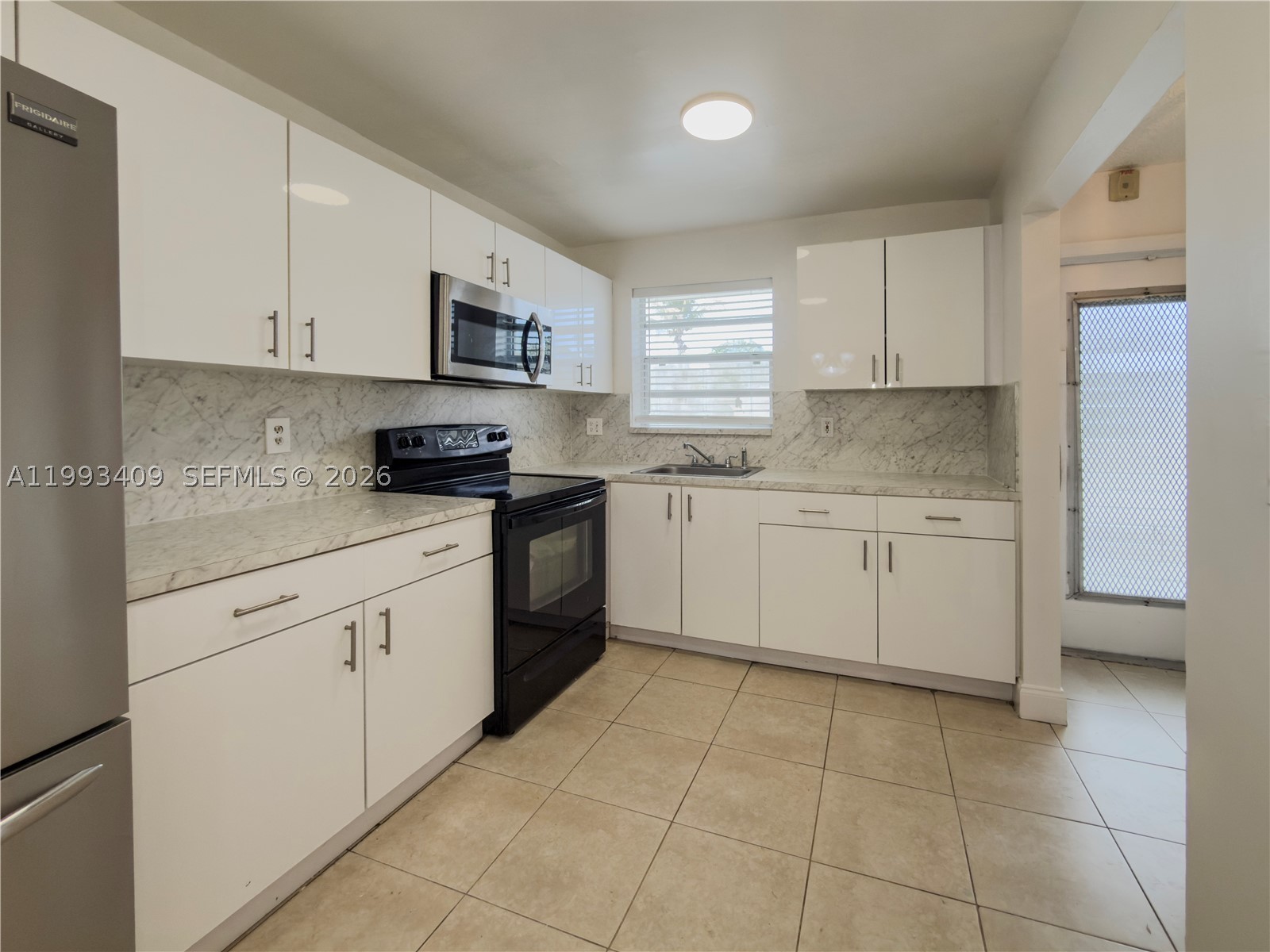 609 S State Road 7 1C Property Photo 1