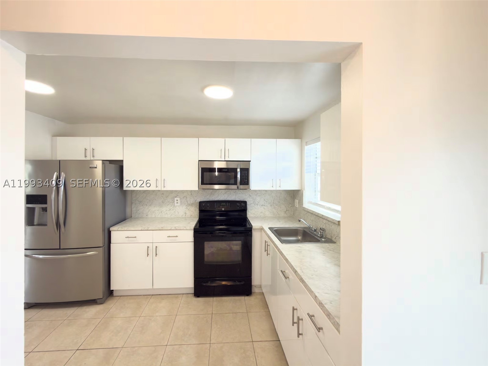 609 S State Road 7 1c Property Photo 5