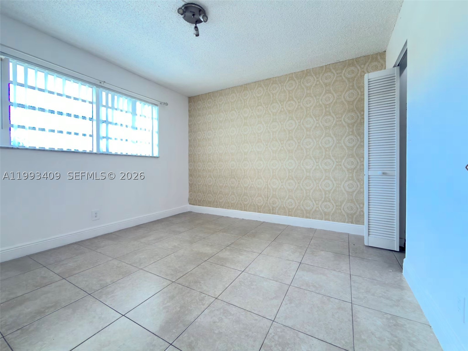 609 S State Road 7 1c Property Photo 9