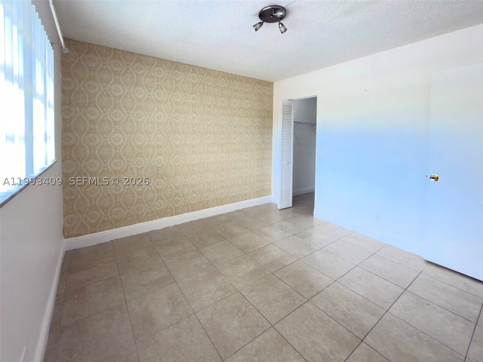 609 S State Road 7 1c Property Photo 10