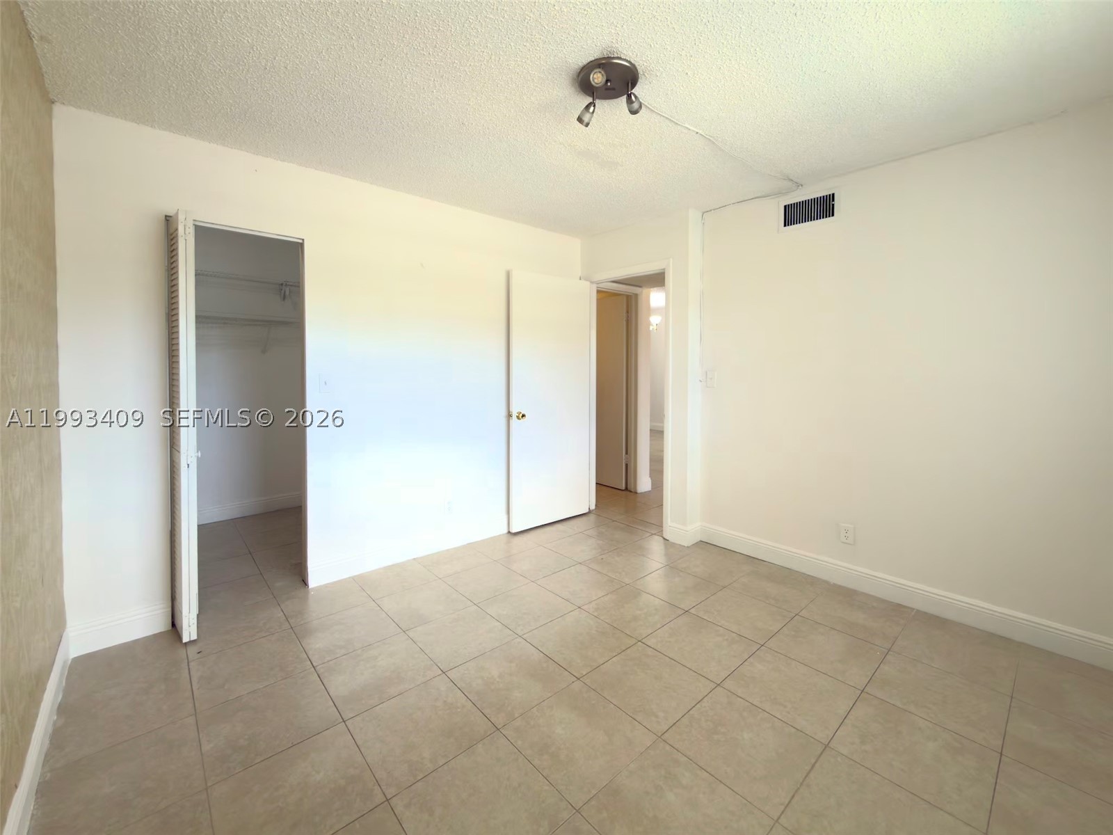 609 S State Road 7 1c Property Photo 11