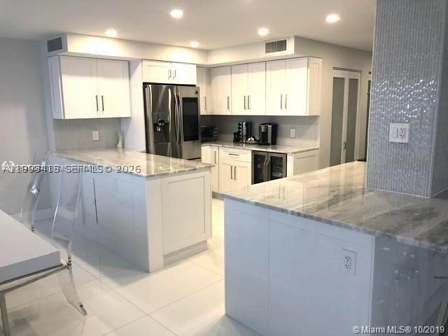 3900 Galt Ocean Dr 111 Property Photo 12