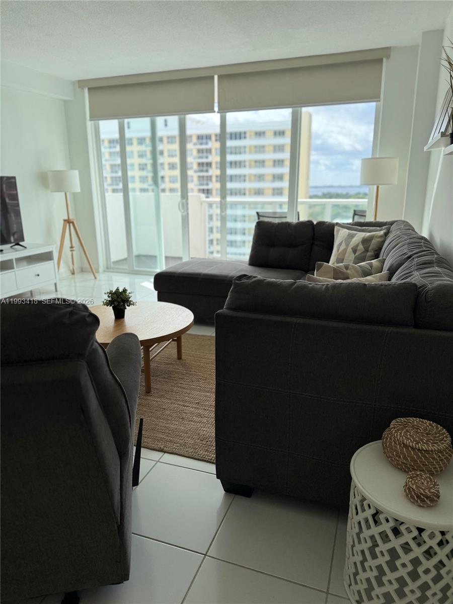 5601 Collins Ave 1219 Property Photo 6
