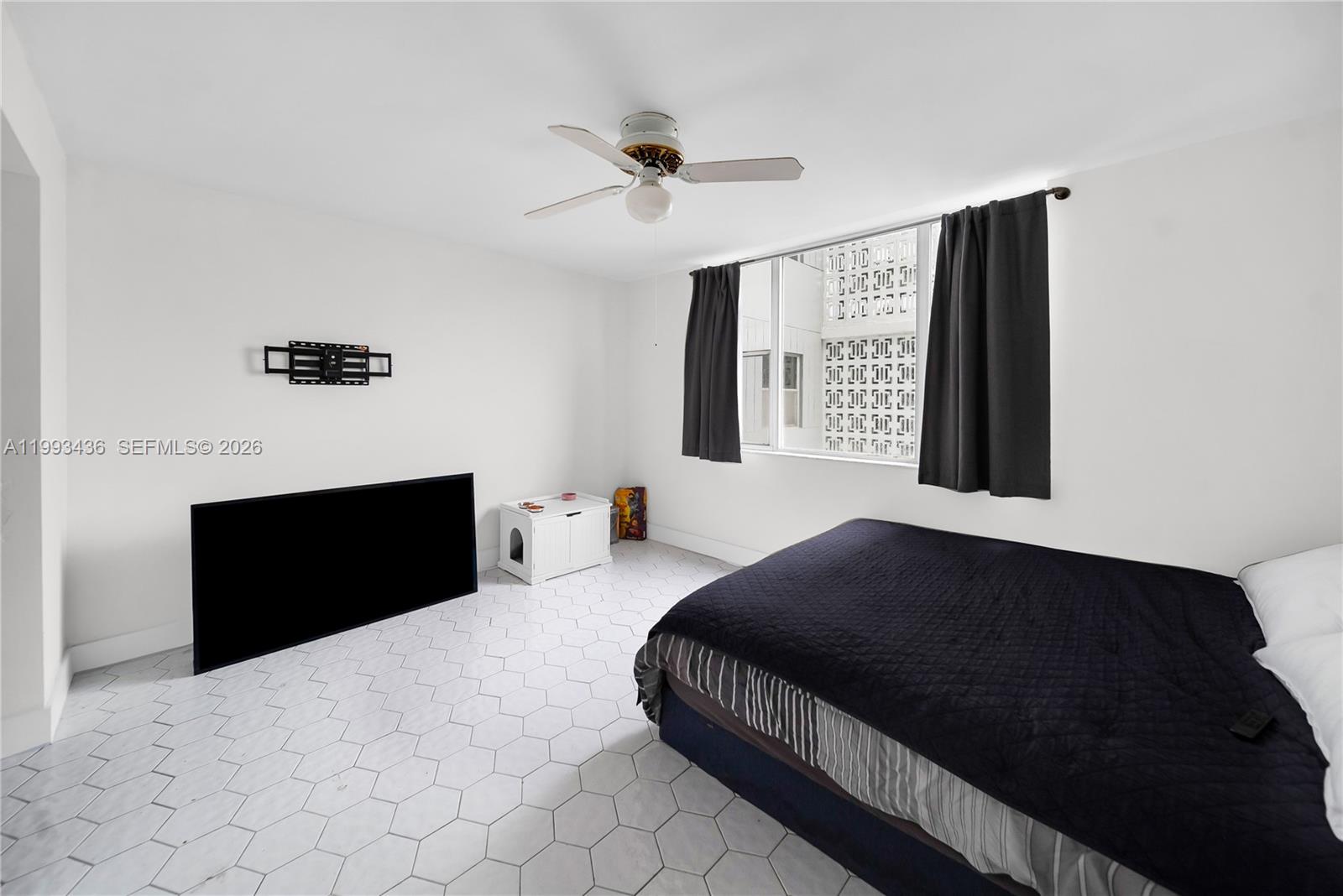 3800 Hillcrest Dr 1007 Property Photo 12