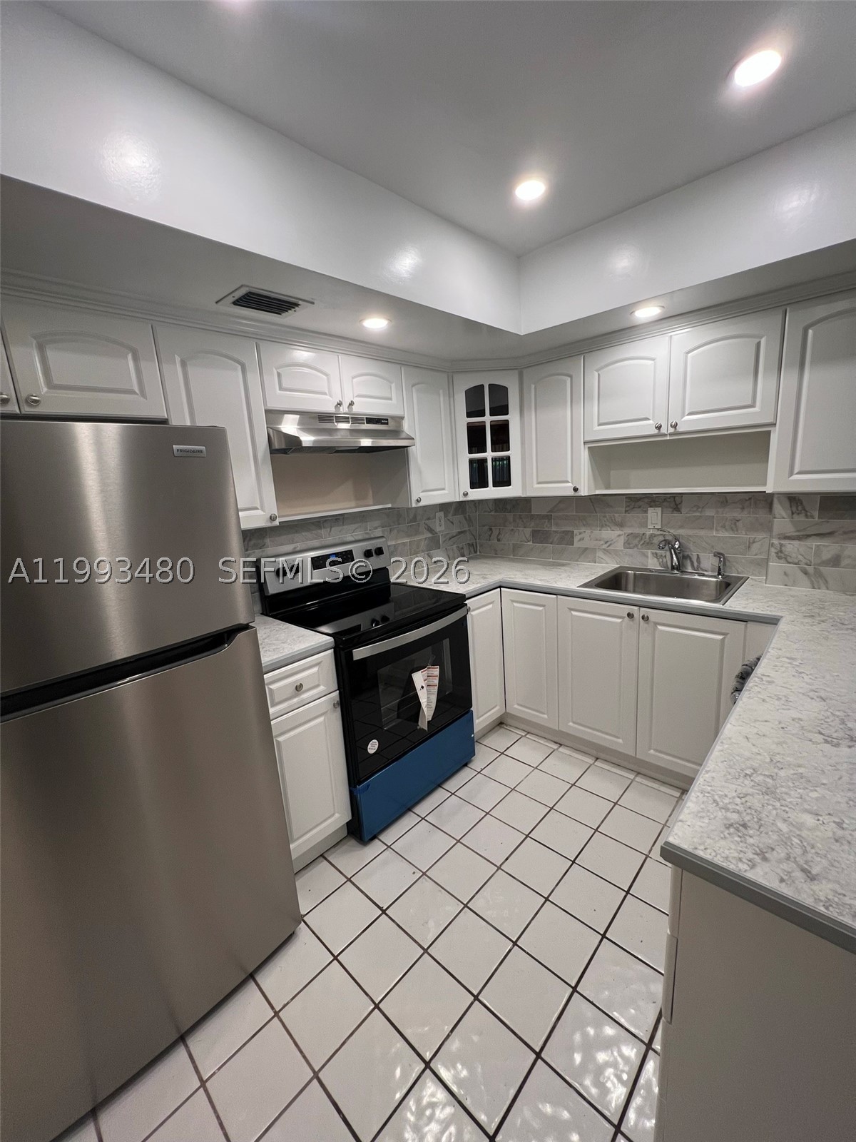 2605 Nw 47th Ter 103 Property Photo 3
