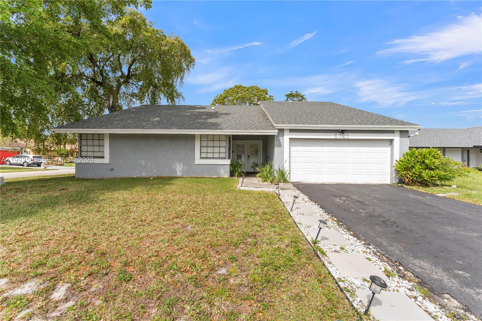 5701 NW 54th Way