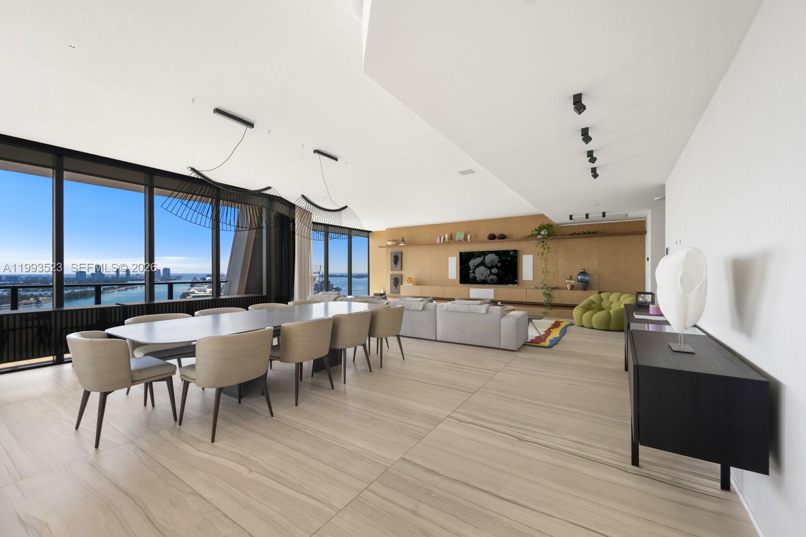 1000 Biscayne Blvd 2702 Property Photo 15