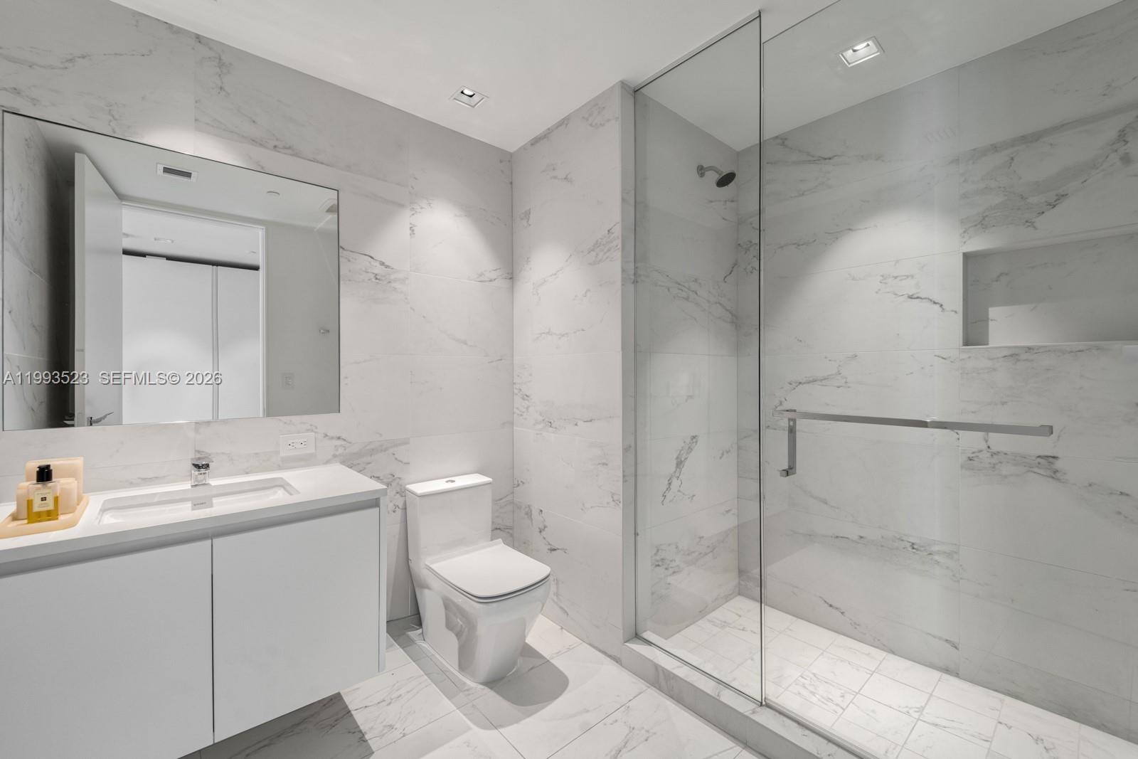 1000 Biscayne Blvd 2702 Property Photo 50