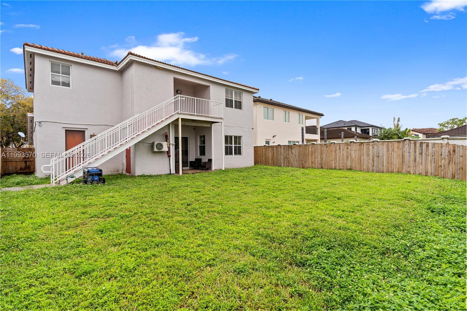 18140 Nw 90th Ave Property Photo 54