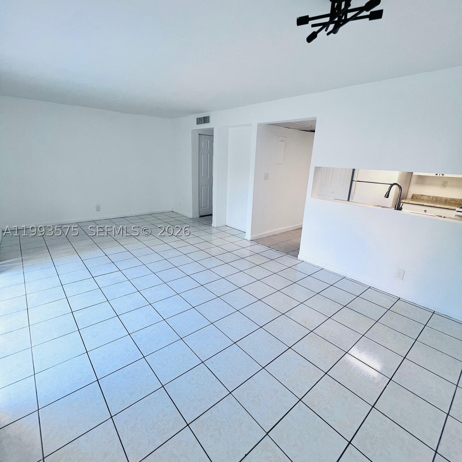 5721 Blueberry Ct 125 Property Photo 5