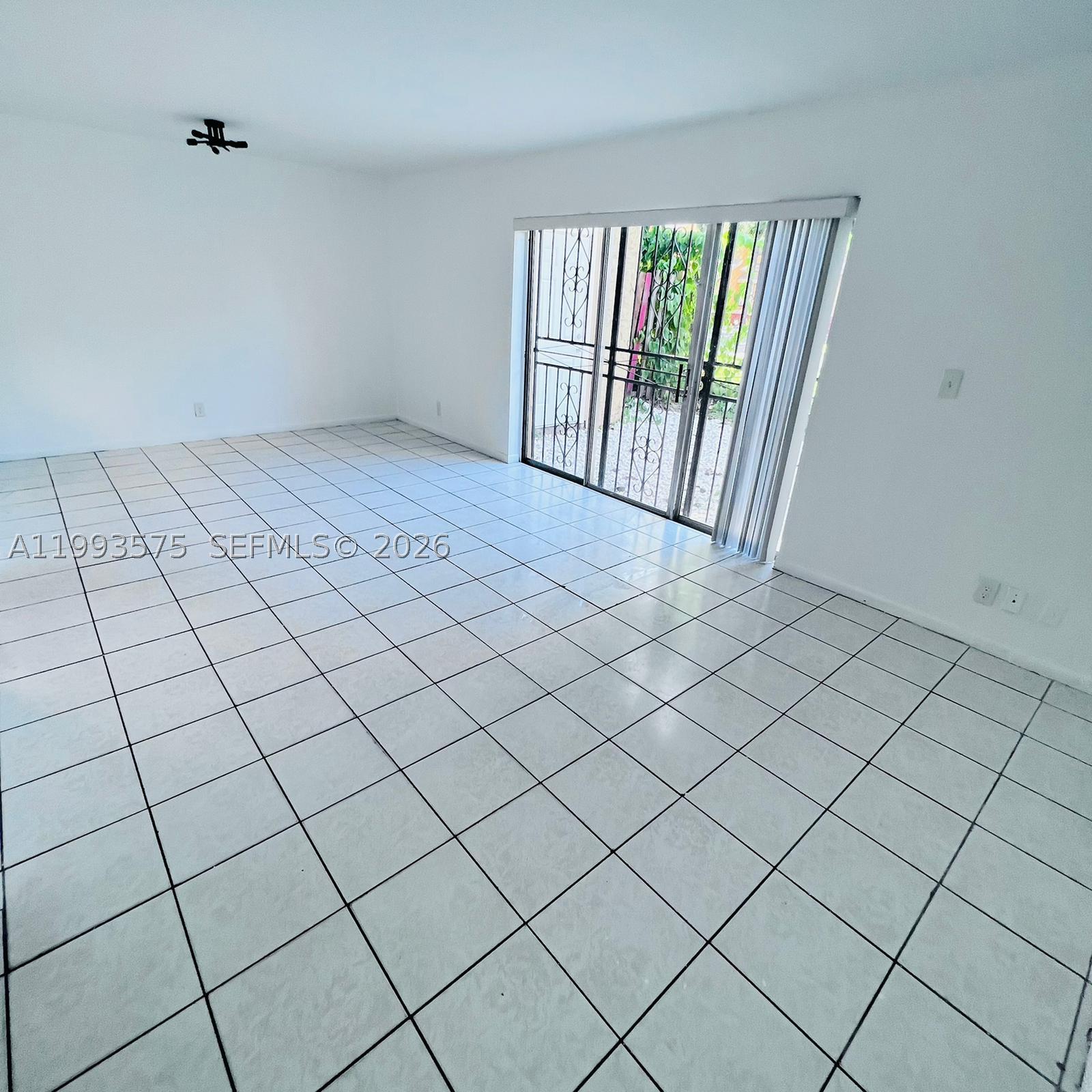 5721 Blueberry Ct 125 Property Photo 8